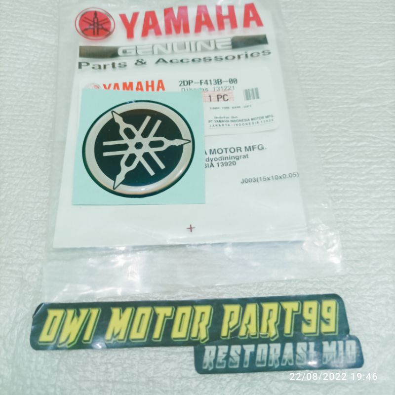 EMBLEM EMBELEM LOGO PANEL SEIN DEPAN NMAX NEW N-MAX OLD ORIGINAL