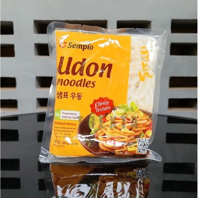 Sempio udon mie basah korea/jepang 200gr import