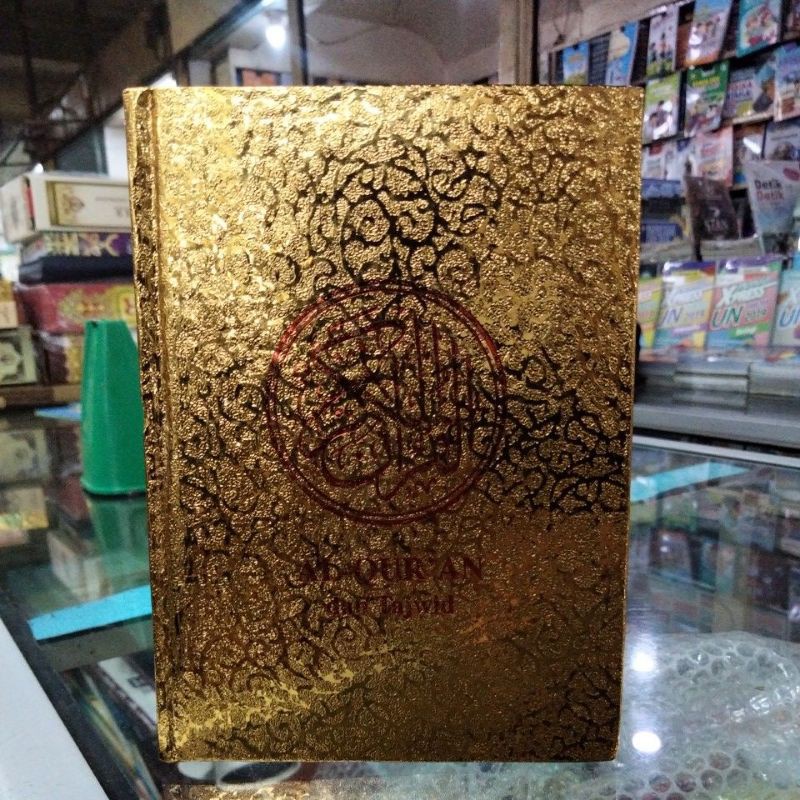 A6 - Al Quran dan Tajwid Kecil Cover Emas Non terjemah