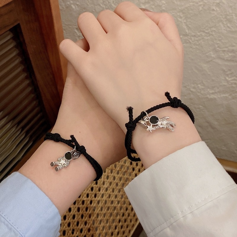 Gelang Couple Magnet Pelangi/Spaceman/Cinta Imut Mode Korea-7#cosmonaut
