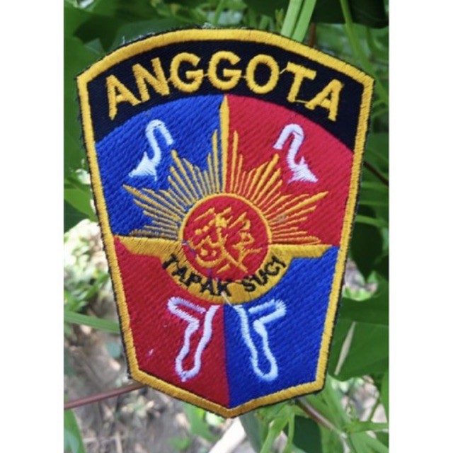 Bet Anggota Tapak suci