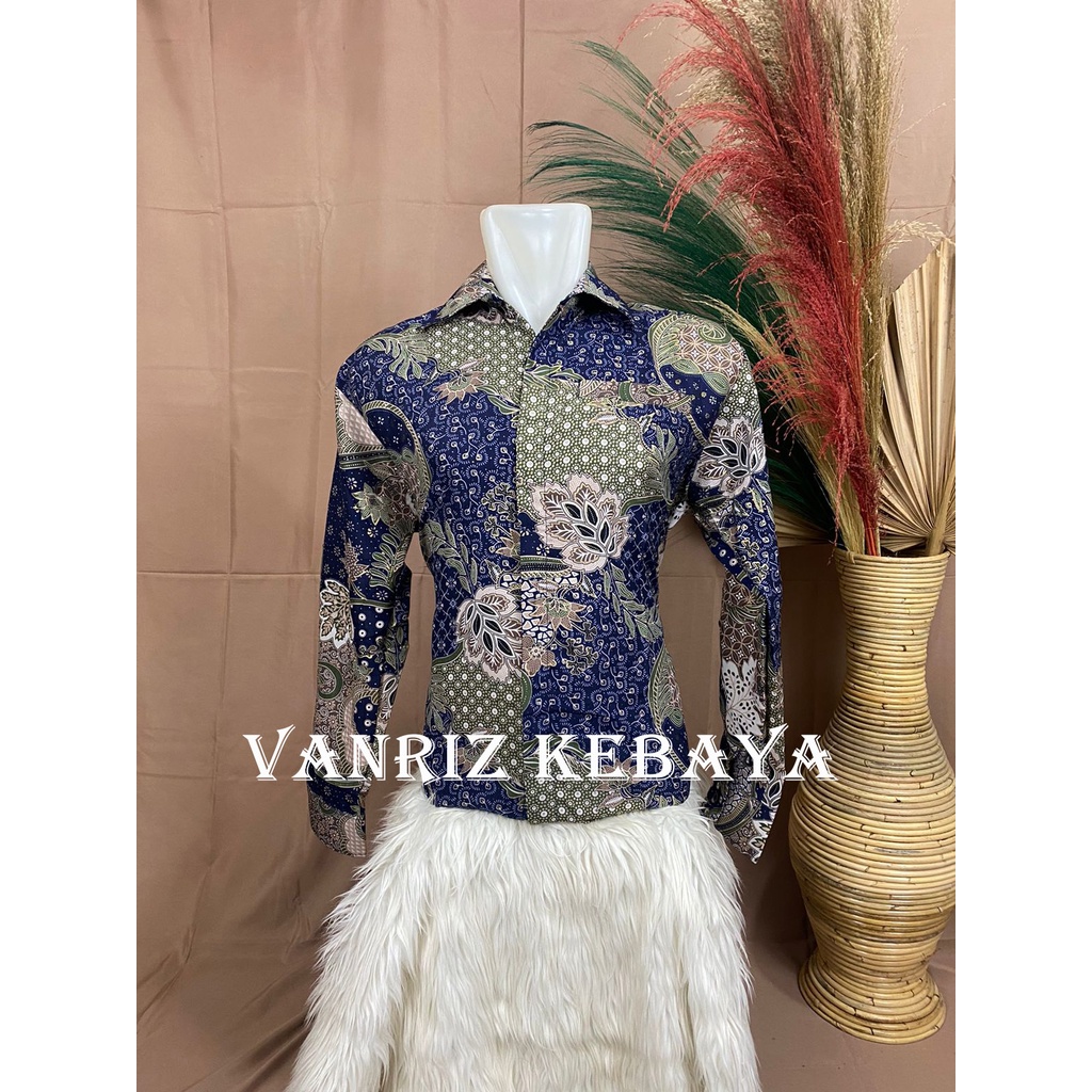 KEMEJA PANJANG BATIK / KEMEJA BATIK KEBAY / KEMEJA BATIK LENGAN PANJANG / BATIK PRIA LENGAN PANJANG / BATIK PRIA / BATIK LENGAN PANJANG / BATIK COWOK TERBARU