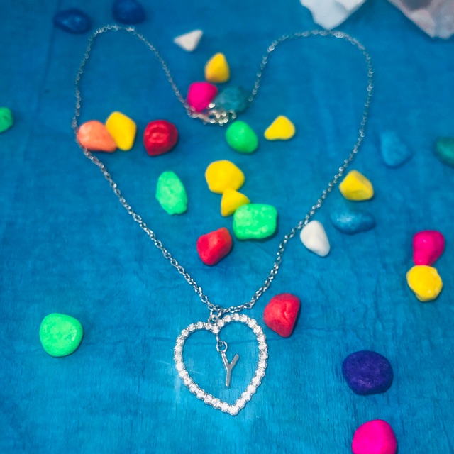 Kalung love huruf