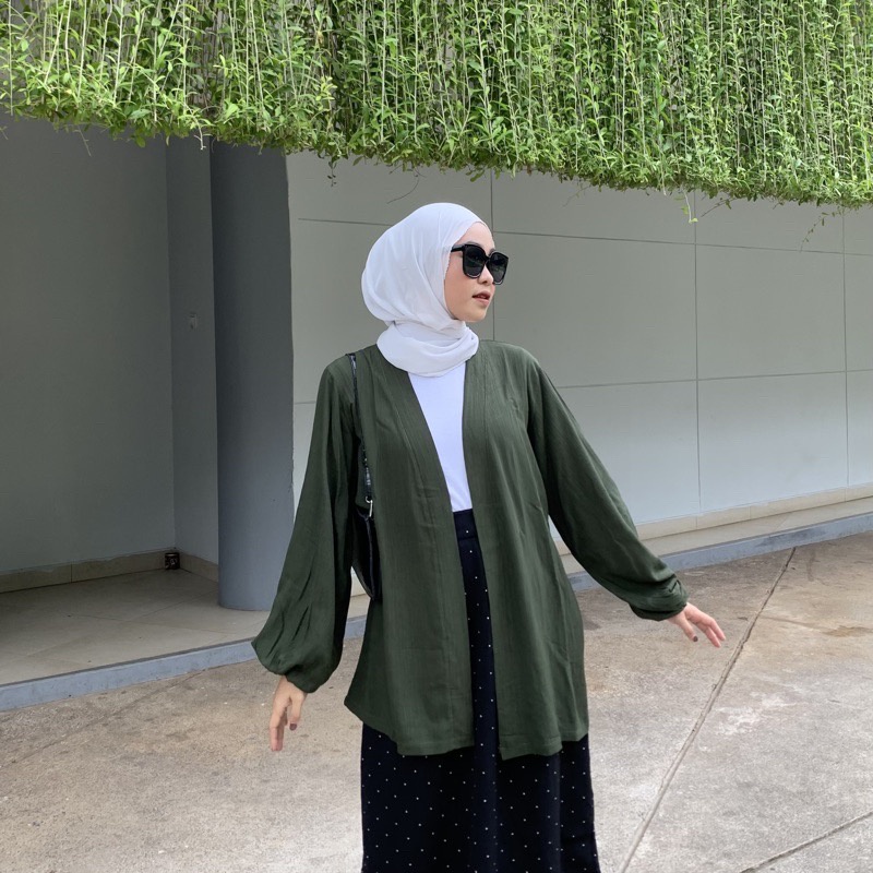 Tq88indonesia Baju Cardigan Wanita / LALUNEY SNOW SHEER CRADENZA OUTER CARDI / LUARAN WANITA / Cardigan Polos / Ootd Terbaru / Outfit Citayam Kekinian