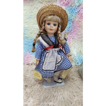 Porcelain Doll Preloved
