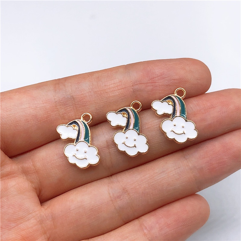 4 Pcs Gantungan Kunci Enamel Bentuk Pelangi Bahan Alloy Untuk Wanita