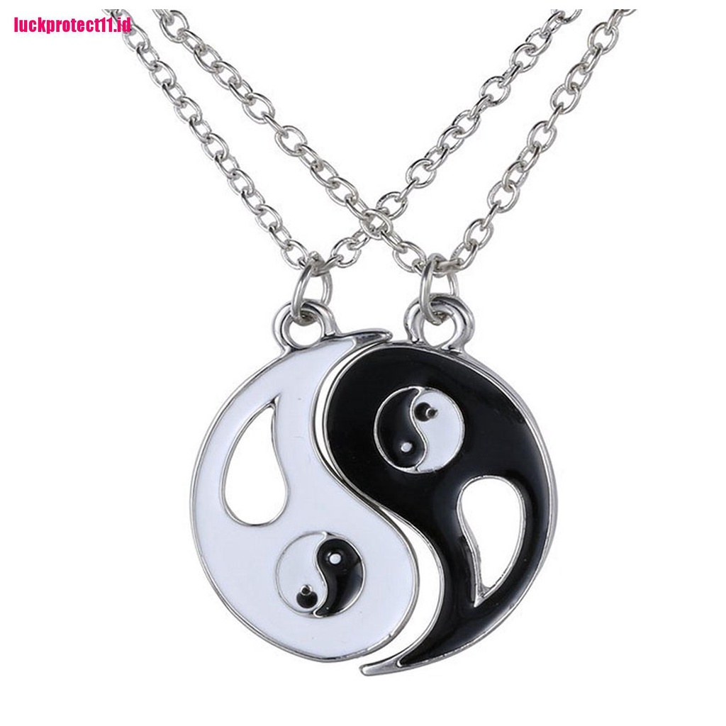 2pcs Kalung Liontin Yin Yang Warna Hitam Putih Untuk Pasangan