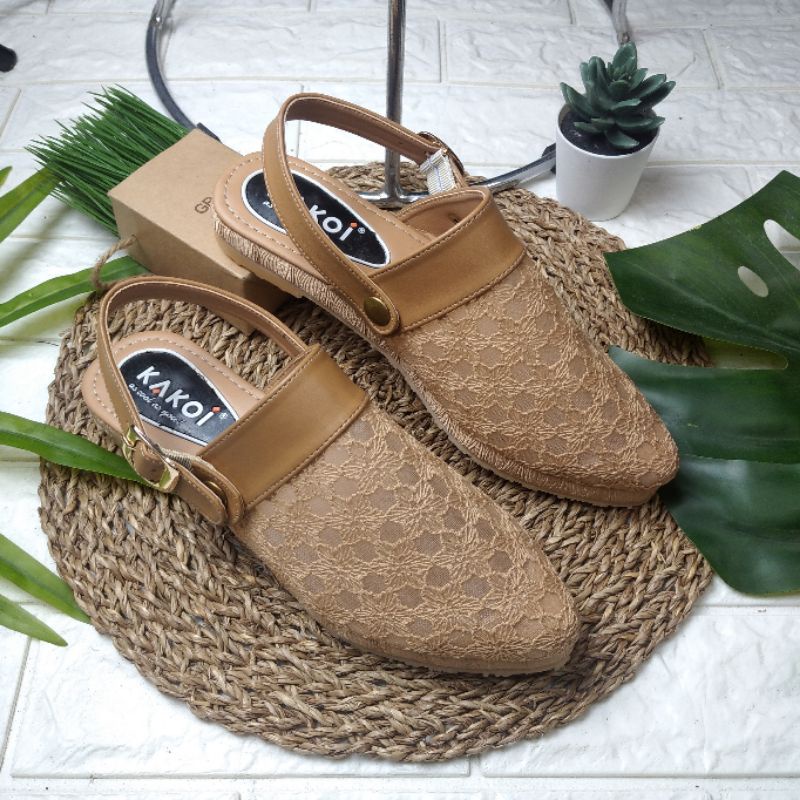 Kakoi Damma Sepatu Sandal wanita Haji dan Umroh Big Size Empuk Ringan Nyaman anti slip