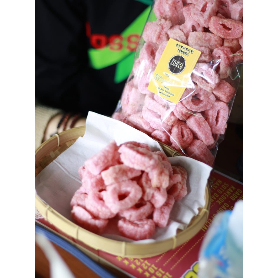 

Kerupuk Tamusu/ Kerupuk Usus / Kerupuk Terasi