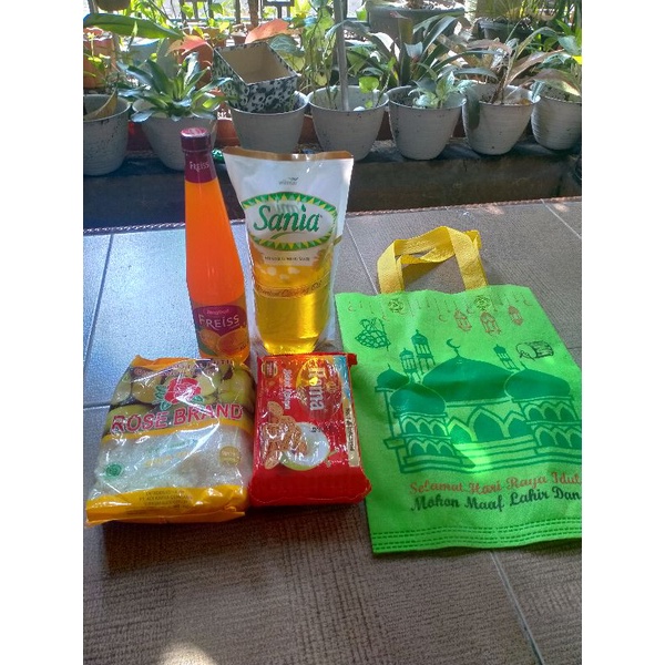 

Paket Lebaran Murah Meriah