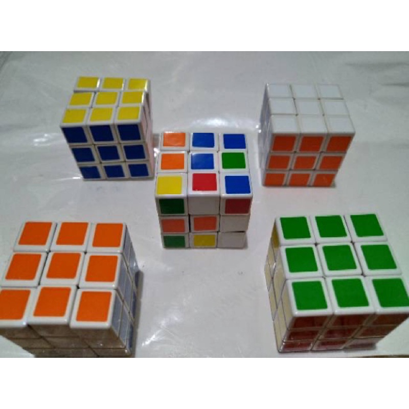 mainan rubik 3x3 murah / rubik 3 x 3 / rubik mini / rubik kecil / magic cube / mainan anak murah
