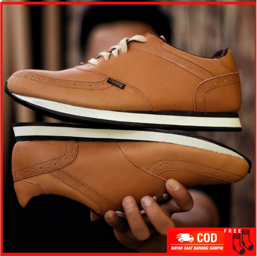 MOLK Sepatu Sneakers Casual Kulit Asli Olahraga Pria