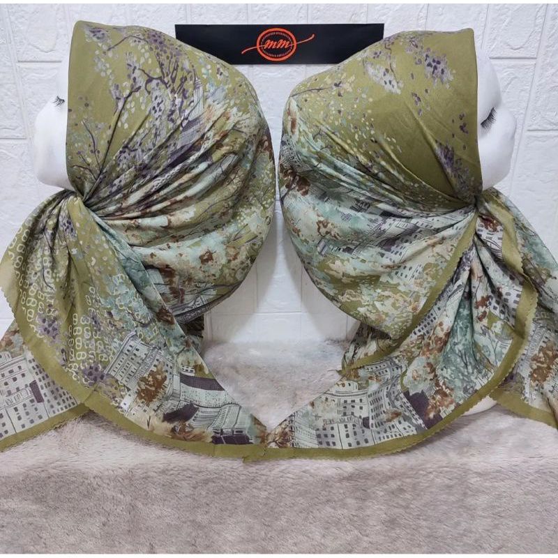 Hijab/Kerudung Segi Empat Voal Motif Bunga Sakura