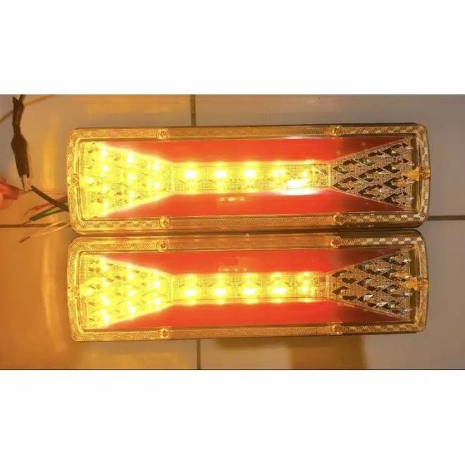Hot Sale Lampu Variasi Stoplamp Stop Lamp Rem Belakang Led Mobil Truk