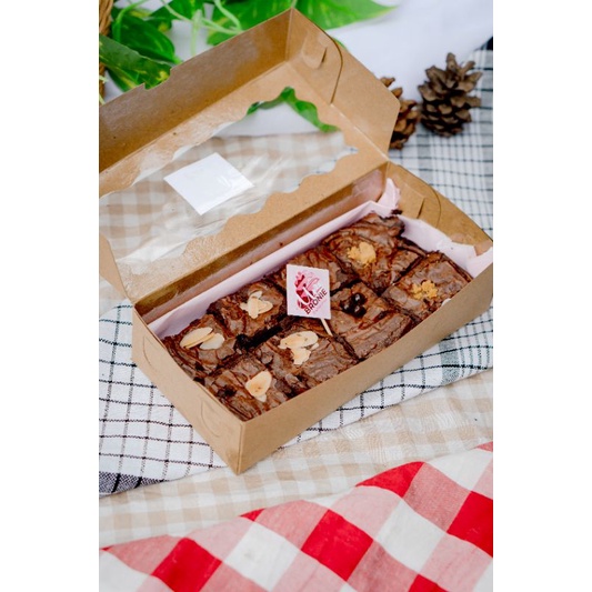 

fudge brownies box