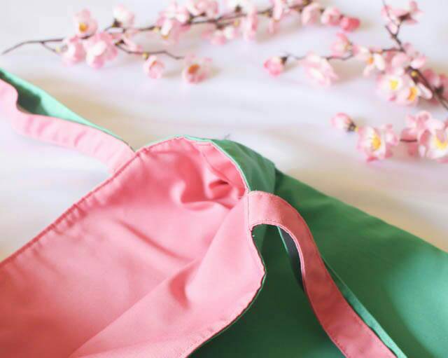 &quot;Messy&quot; Tote Bag / Totebag In Out