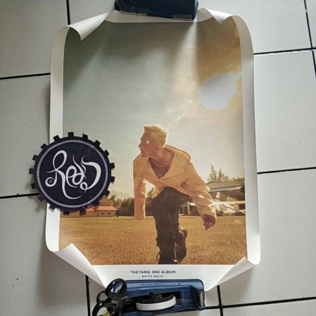 BIGBANG OFFICIAL & 2NE1 OFFICIAL POSTER KPOP