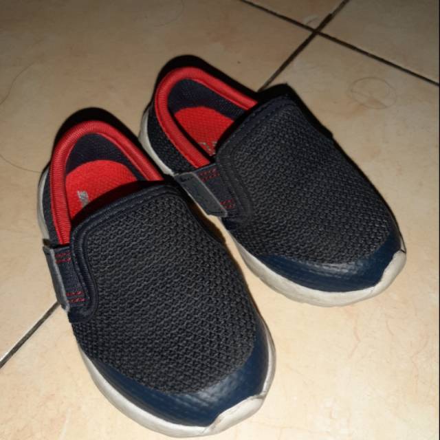 Sepatu skechers sport kids