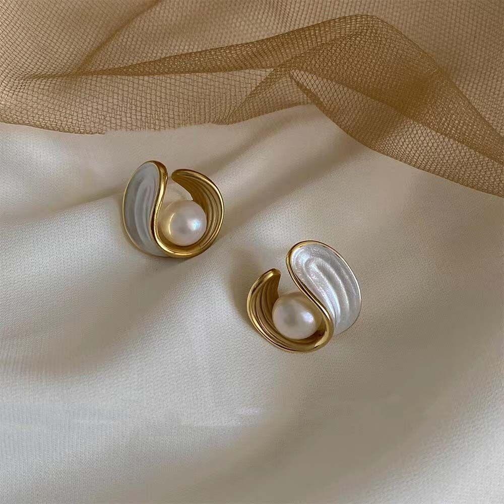 Mxbeauty Anting Stud Ringan Mewah Vintage Hadiah Mutiara Imitasi Perempuan Geometris Korea Ear Stud