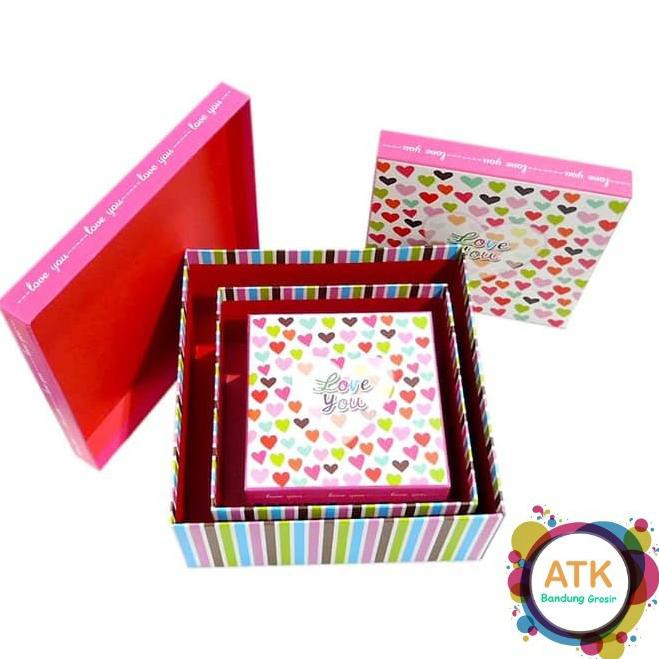 

*New* ↙ KOTAK KADO KIKY FOUR SHAPE BOX 3 IN 1 (018298) KOTAK SERBAGUNA ➷ Diskon!!