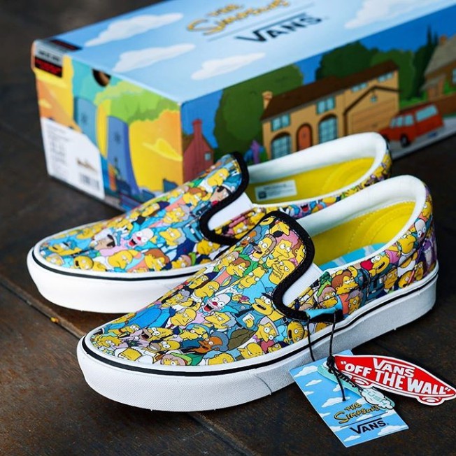 Vans Slip On  x THE SIMPSON ComfyCush “ Springfield ” ORIGINAL