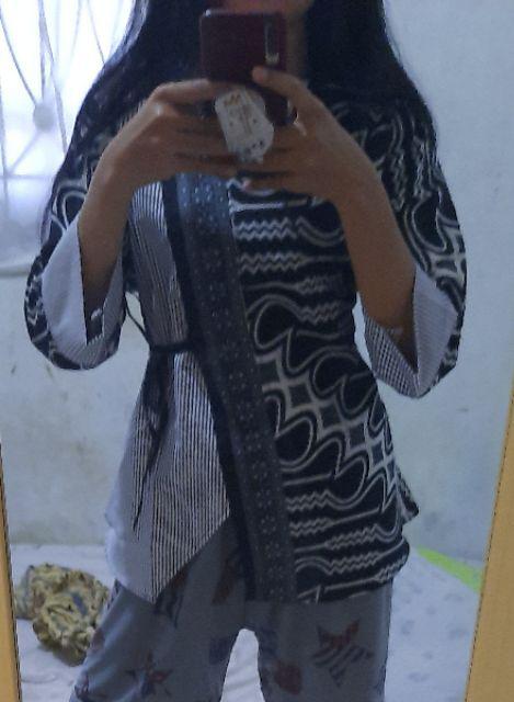 Atasan Batik Wanita Modern Seragam Kantor