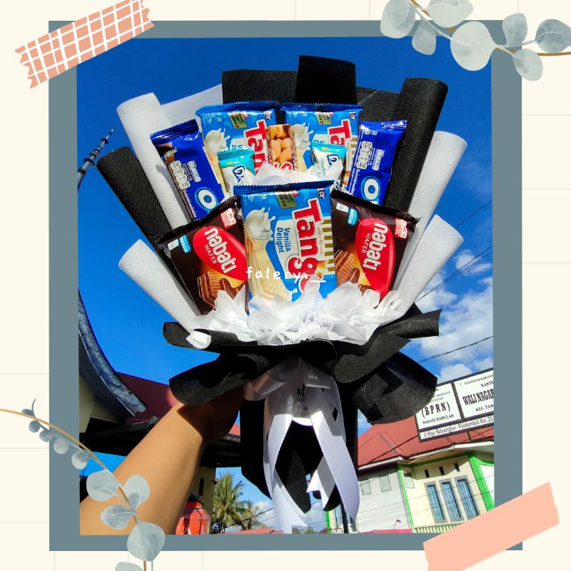 

Snacks Bouquet (Buket Makanan)
