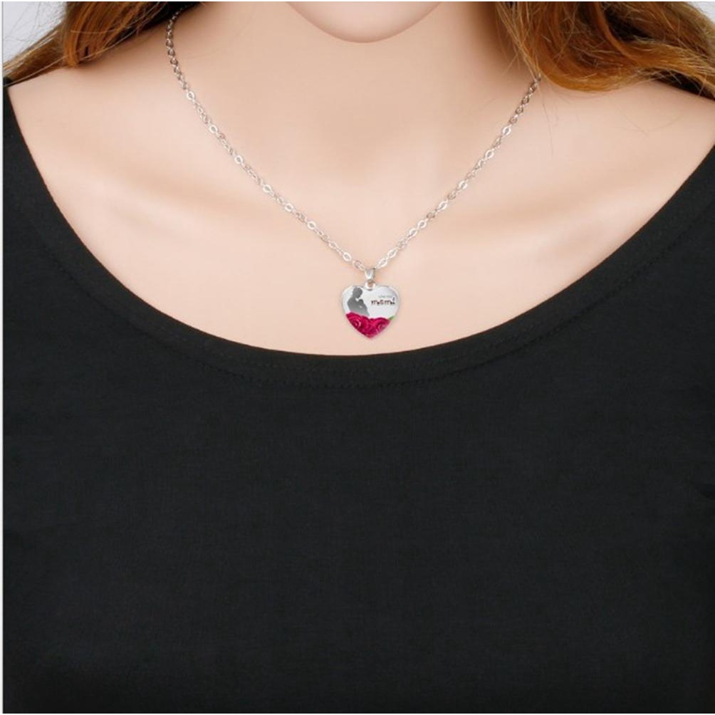 Kalung Rantai Liontin Hati Motif Tulisan MOM Love You Bahan Metal Untuk Wanitahadiah