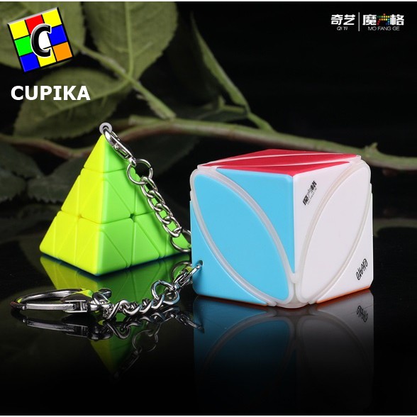 Rubik Keychain QiYi Maple Gantungan kunci 3x3x3 Stickerless QiYi Kunci