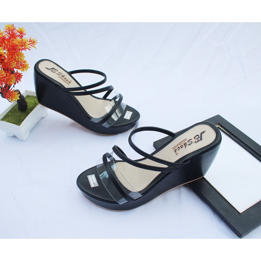 SANDAL WANITA WEDGES TERLARIS WEDGES SANDAL WANITA Tali Samping Mika