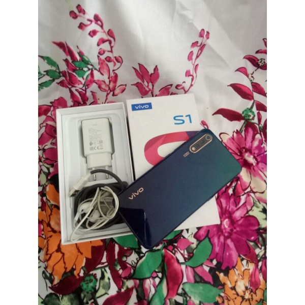 VIVO S1 4/128GB BEKAS SECOND
