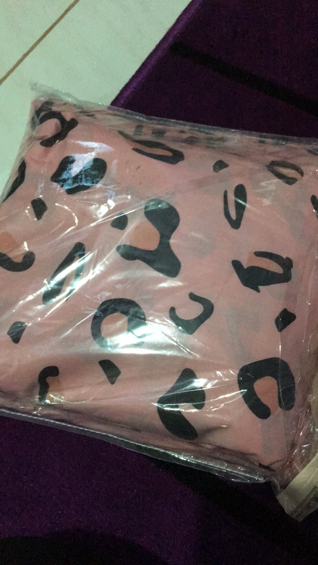 Sprei Magenta Leopard Pink