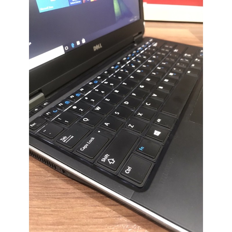 Laptop Dell Latitude E5540 Core i5 Gen 4 Ram 8GB Ssd 256GB Kualitas Terbaik laptop kantor Second Original Win 10 Aktivited