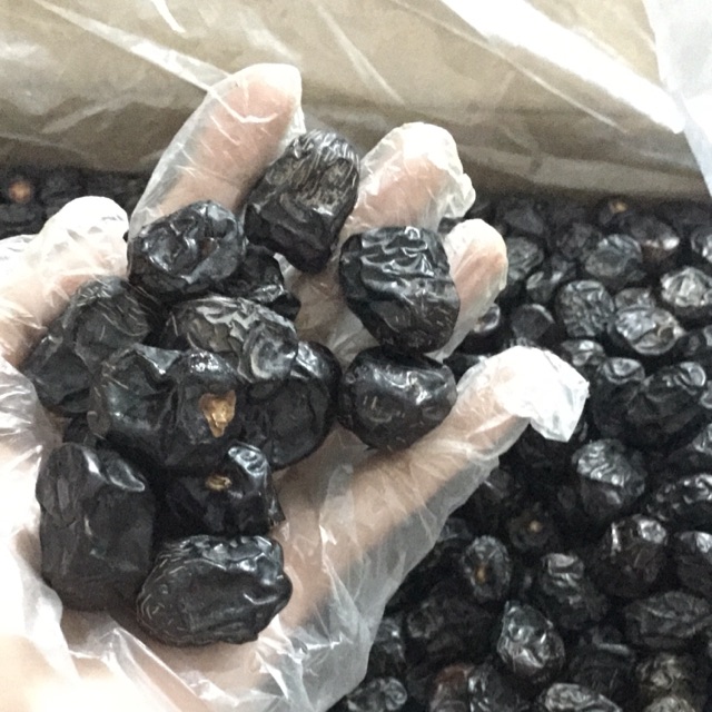 

Kurma Ajwa grade 1