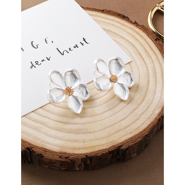 LRC Anting Tusuk Fashion Gold 925 Silver Needle Three-dimensional Metal Flower Earrings D24605