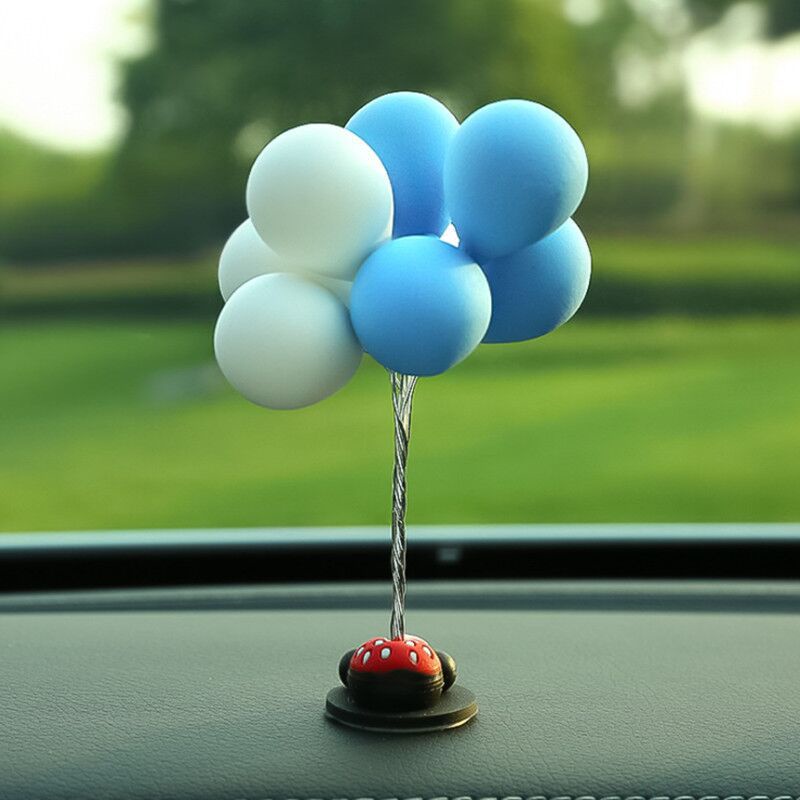 Ornamen Balon Kreatif Untuk Dekorasi Interior Mobil