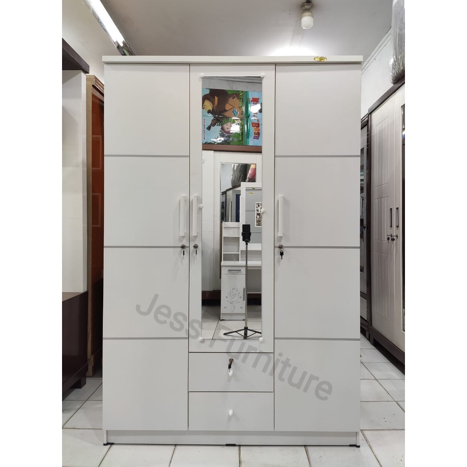Lemari Pakaian 3pintu Lemari pakaian 3 pintu putih Lemari baju 3 pintu putih Lemari Baju Minimalis
