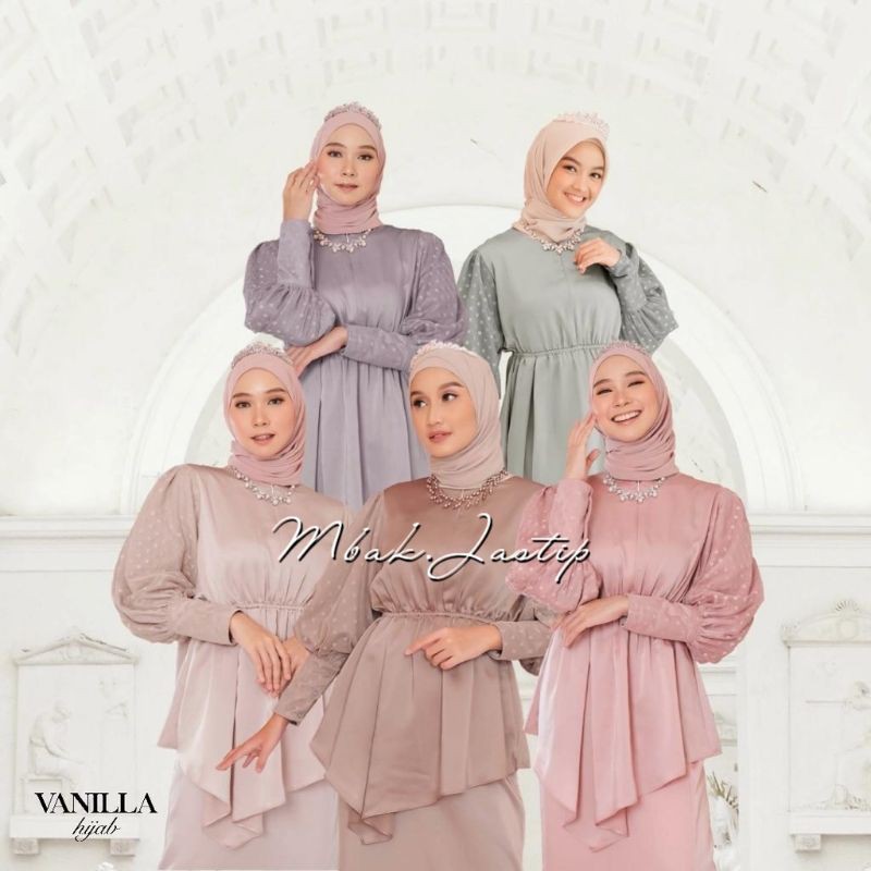 Daphne Blouse Vanilla Hijab