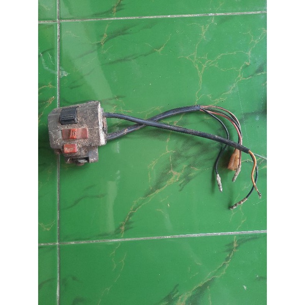 holder kiri yamaha alfa