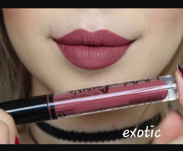 NYX LINGERIE LIQUID LIPSTICK