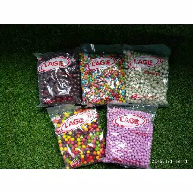 

Coklat Lagie 1kg CHOCOBALL PLANET PUTIH MINIBALL PINK FEBBY CHACA MINIBALL WARNA