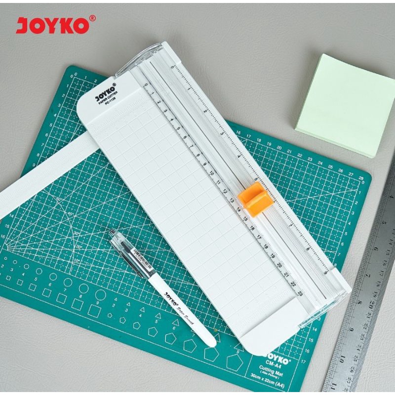 

JOYKO PAPER CUTTER A5 / PEMOTONG KERTAS A5 (PC-1128)