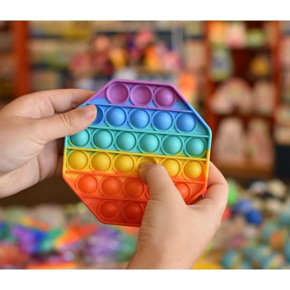 MAINAN POP IT FIDGET TOY/ Mainan Gelembung Push ANTI Stress SILICONE / Mainan untuk Anti Stress-OCTAGON RAINBOW