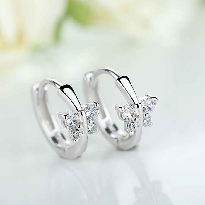 Anting Hoops Bentuk Bunga Butterfly Aksen Berlian Gaya Korea Untuk Wanita Hoops