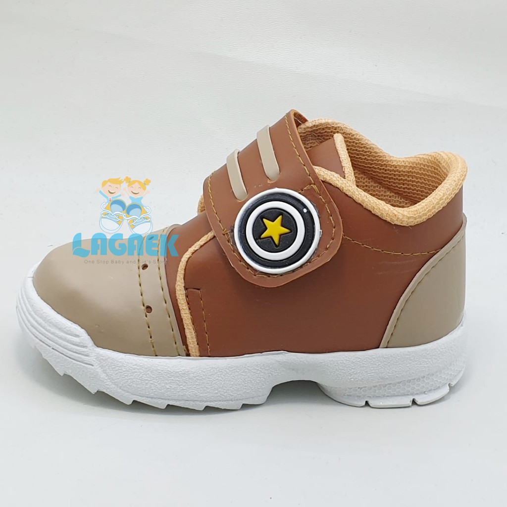 Sepatu Anak Laki Usia 4 Tahunan Size 29 - 30 COKLAT KREM - Sepatu Boots Anak Cowok Anti Licin Alas Karet