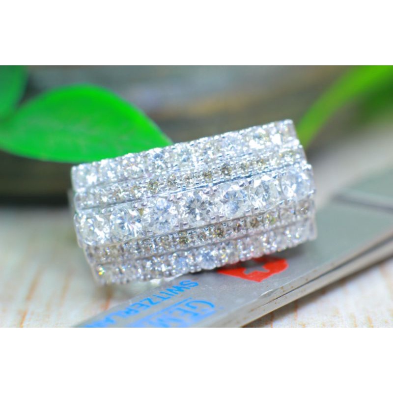 Cincin Berlian Emas Putih Wanita