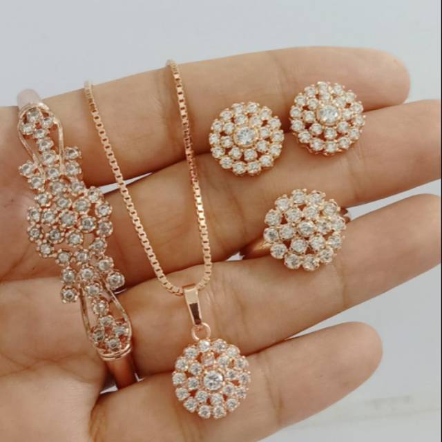 Set-Rodhium Replika berlian medan.