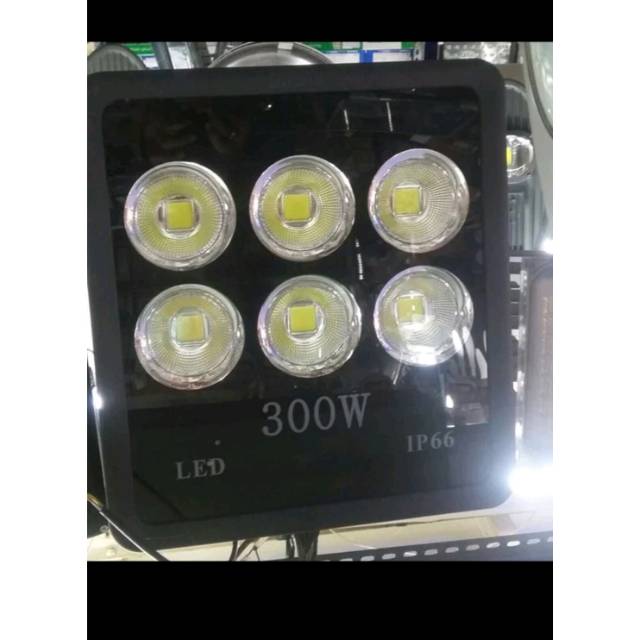 Lampu sorot led outdoor 300w 300 watt lampu led sorot tembak led outdoor halaman parkiran lapangan