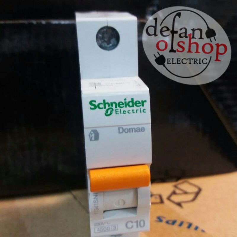 MCB SCHNEIDER 1PHASE 10A