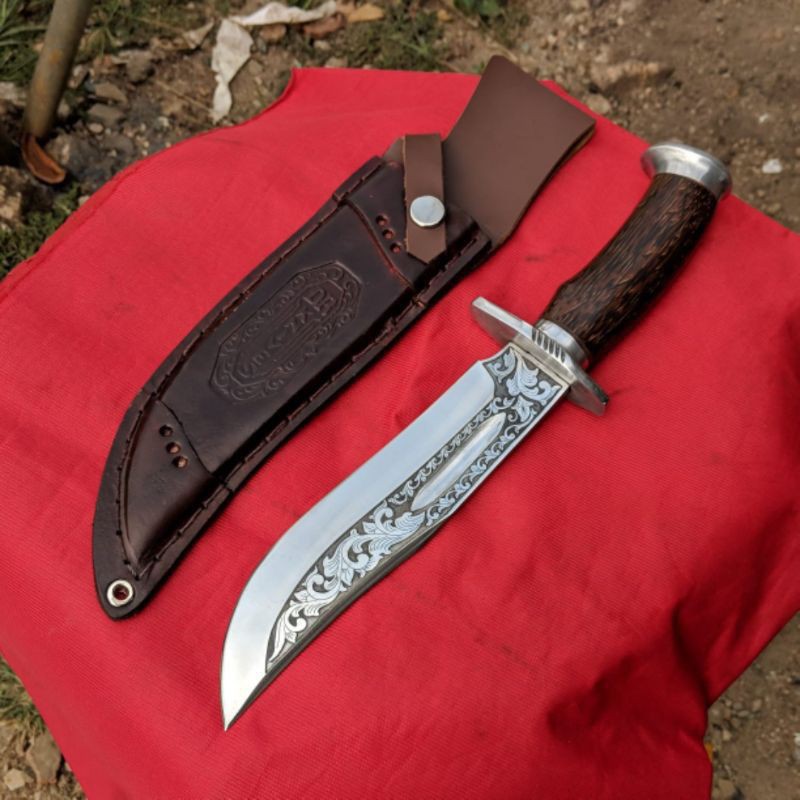 Pisau hunting bowie serbaguna 01